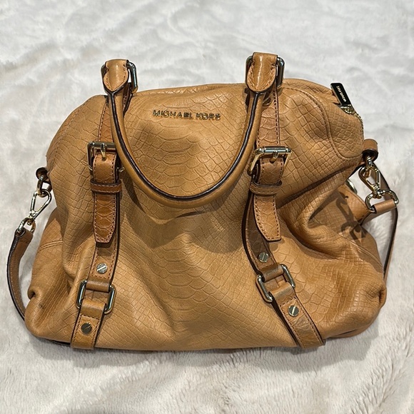 Michael Kors Handbag - Picture 7 of 9